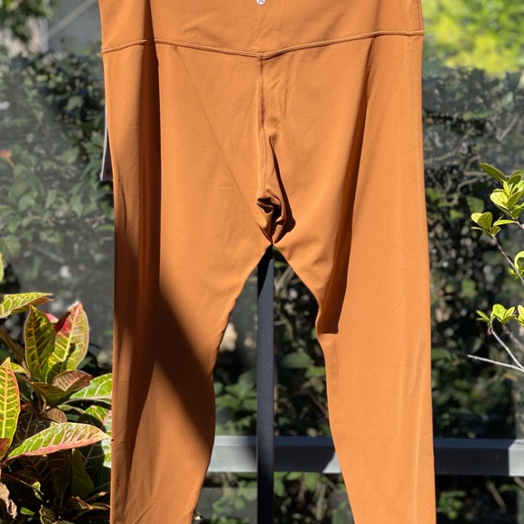 LULULEMON ALIGN HR PANT 28” (20) BROWN - Picture 5 of 8